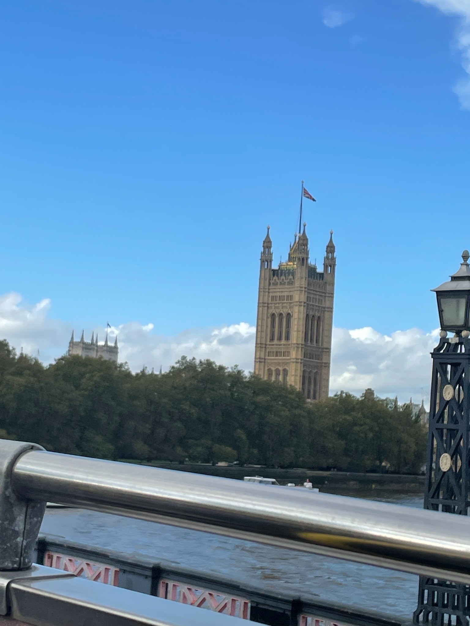 Turm neben dem Big Ben in London